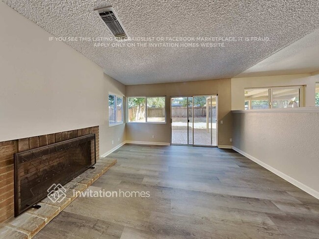 9236 Linda Rio Dr