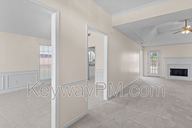 Photo - 224 Taylor Cir