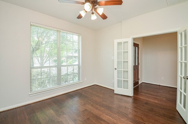 Photo - 35 S Marshside Pl