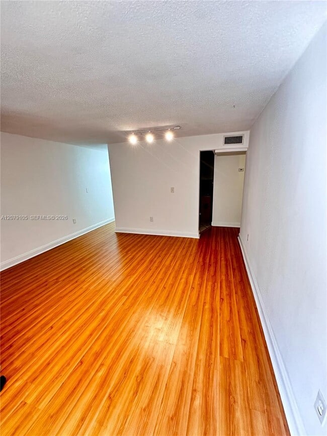 Photo - 2498 SW 17th Ave Unit 4308