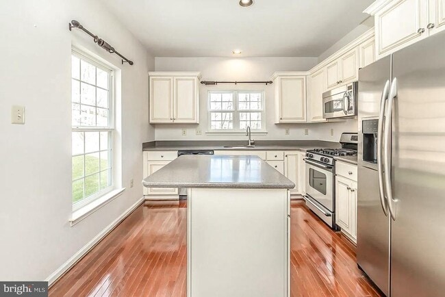 Photo - 171 Madison Way