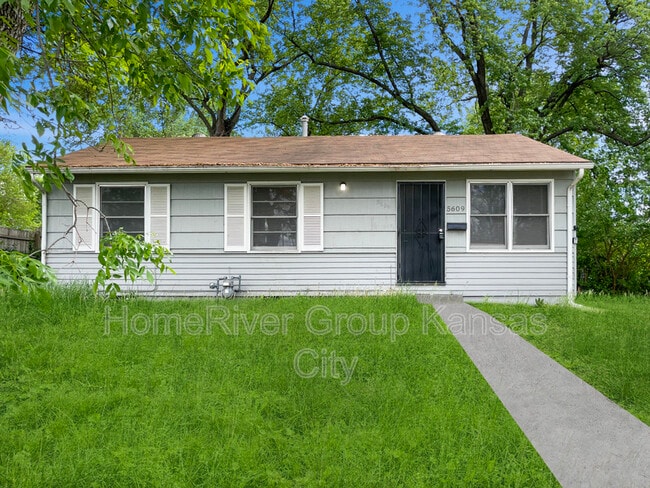 Photo - 5609 E 101st St House