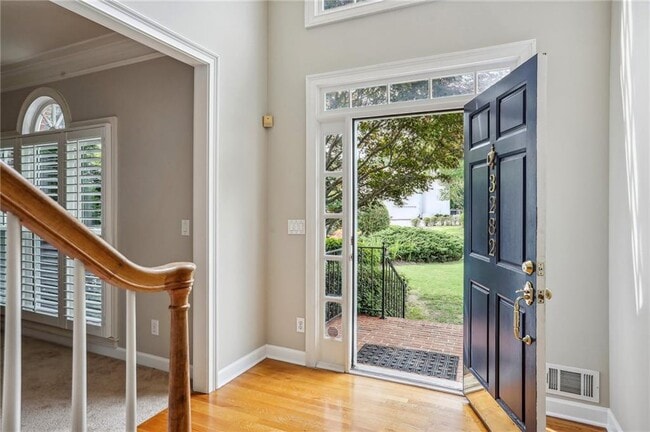 3282 Belmont Glen Dr SE