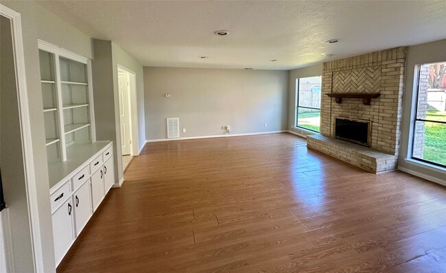 Photo - 2818 Stoney Wood Dr