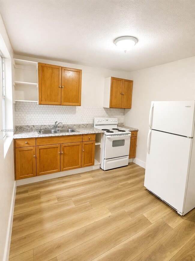 Photo - 36 NE 60th Terrace