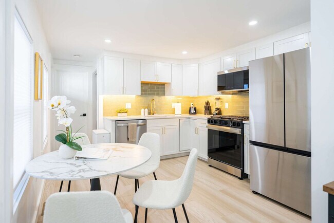 Photo - 42 White St Pl Unidad ID1271288P