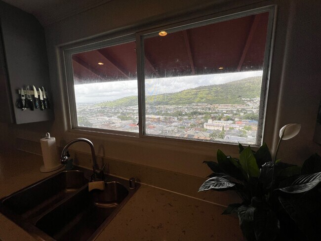 Photo - 1552 Monte St