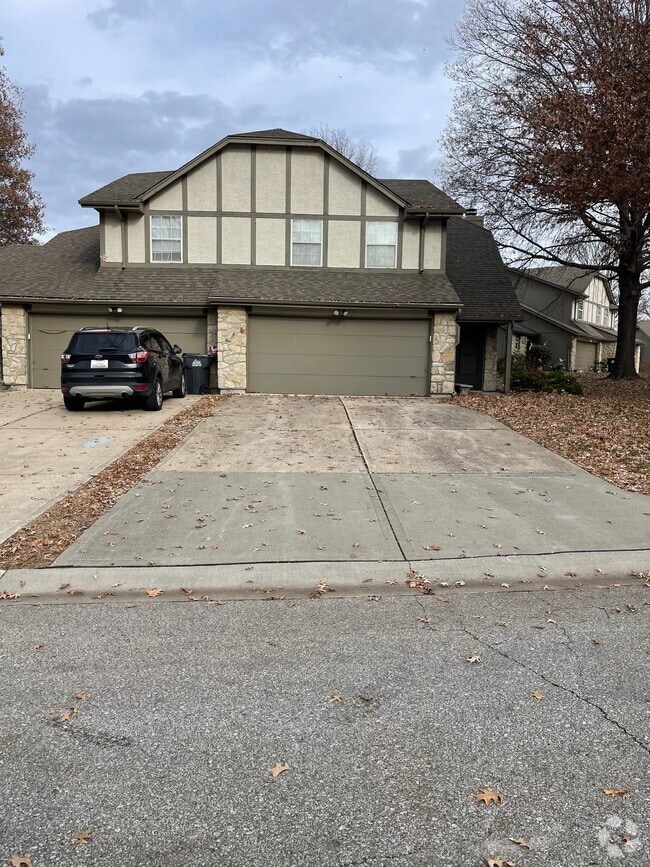 Building Photo - 1103 NW Porter Ct Rental