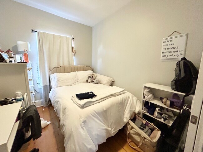 Photo - 8 Burney St Unit 2