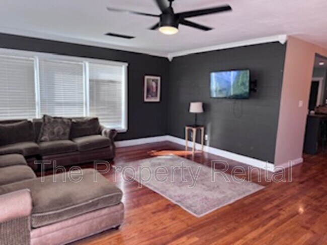 Photo - 1506 N Alleghaney Ave
