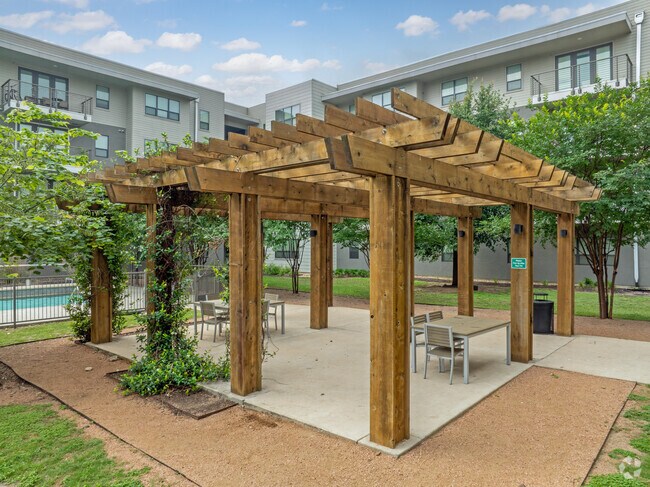 Picnic Area - Aldrich 51