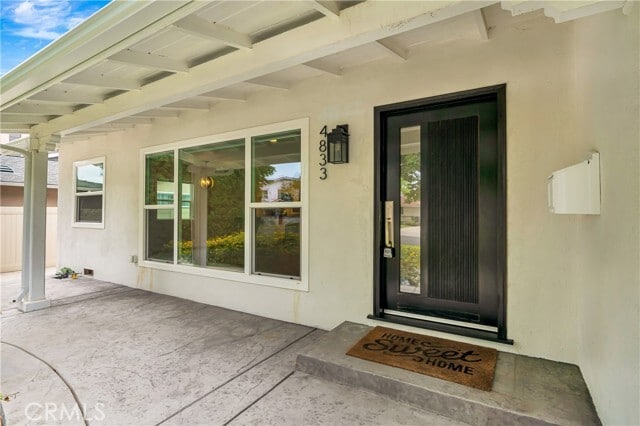 Photo - 4833 Longridge Ave