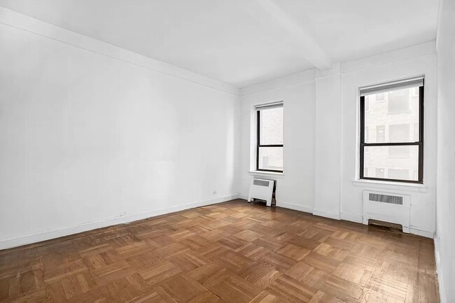 Building Photo - 157 W 79th St Rental