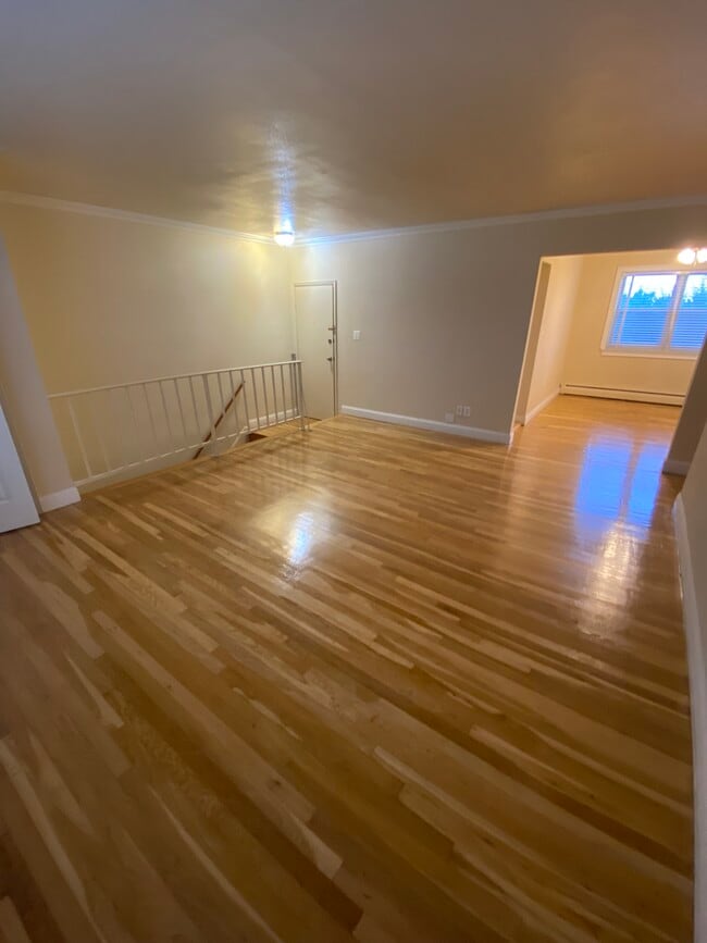 Building Photo - 468 Watchung Ave Unit 2 Rental