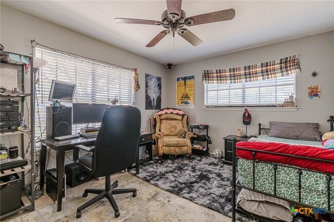 Photo - 133 Algarita Rd