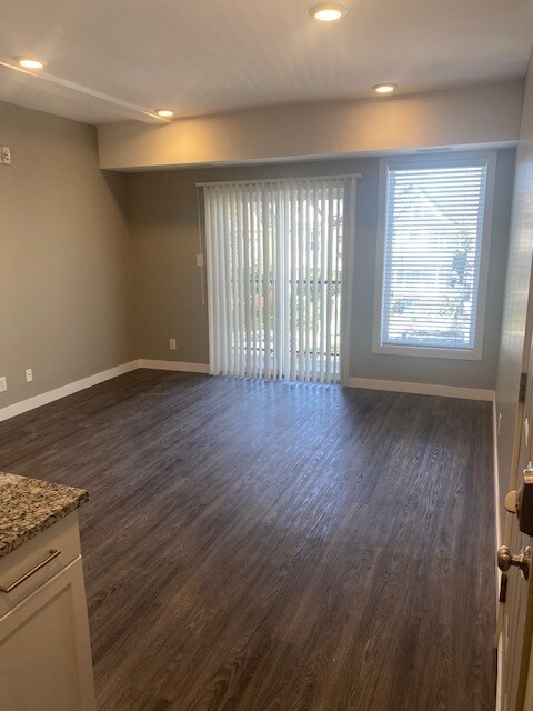 Photo - 378 Wardlaw Ave