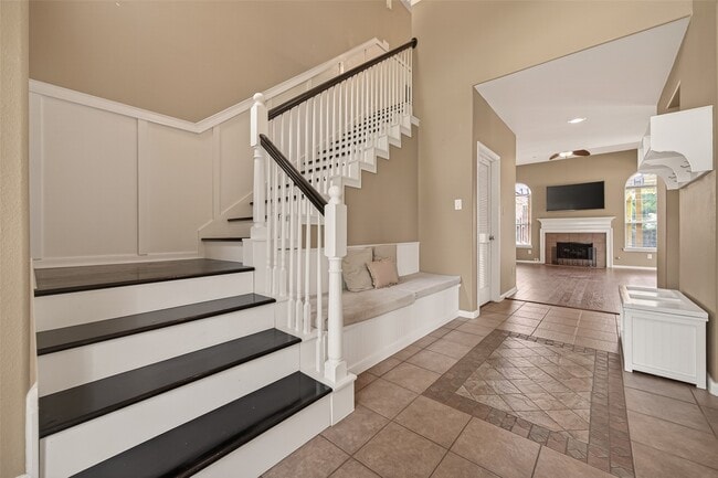 Photo - 4702 Autumn Orchard Ln