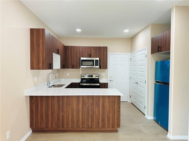 Photo - 2900 W Kenwood St Unit #1