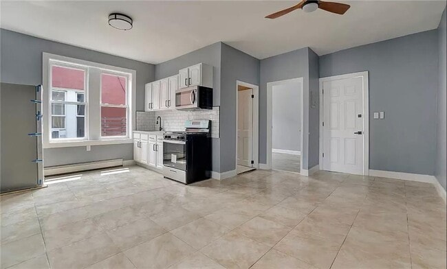 Photo - 658 Watkins St Apartment Unit 2R