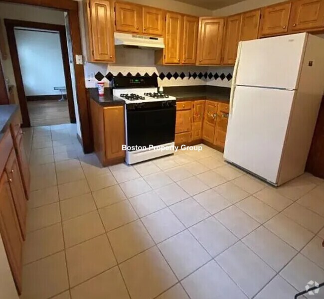 Building Photo - 178 Calumet St Unit 1 Rental