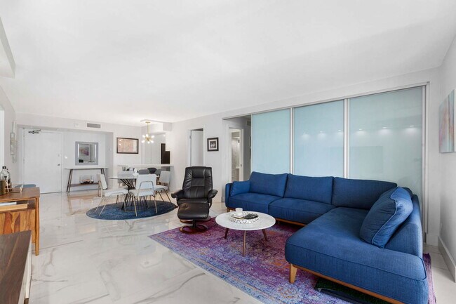 Photo - 6039 Collins Ave Unit 1527