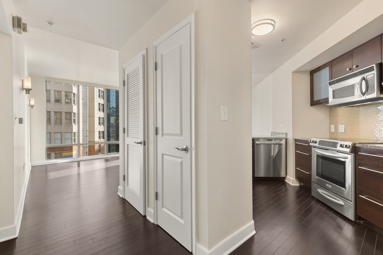 Photo - 675 President St (Baltimore, MD)