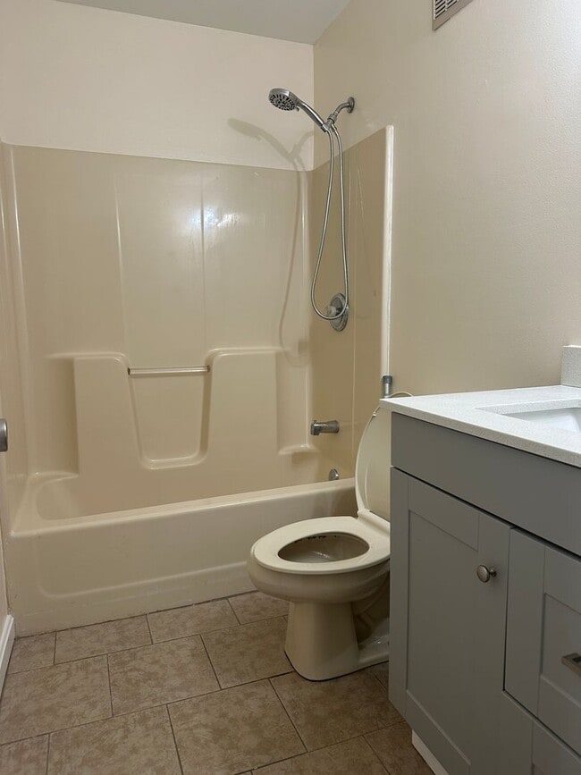 Photo - 114 Timberlake Terrace