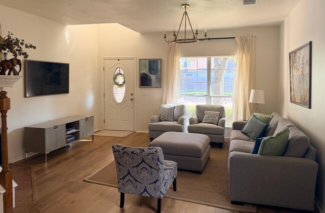 Photo - 8516 Hillrock Dr