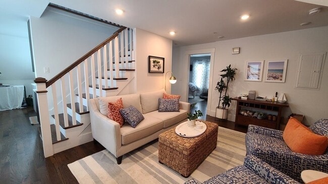 Photo - 33 Pinckney St Unit 3