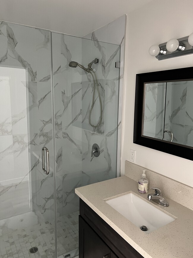 Photo - 2314 Montrose Ave