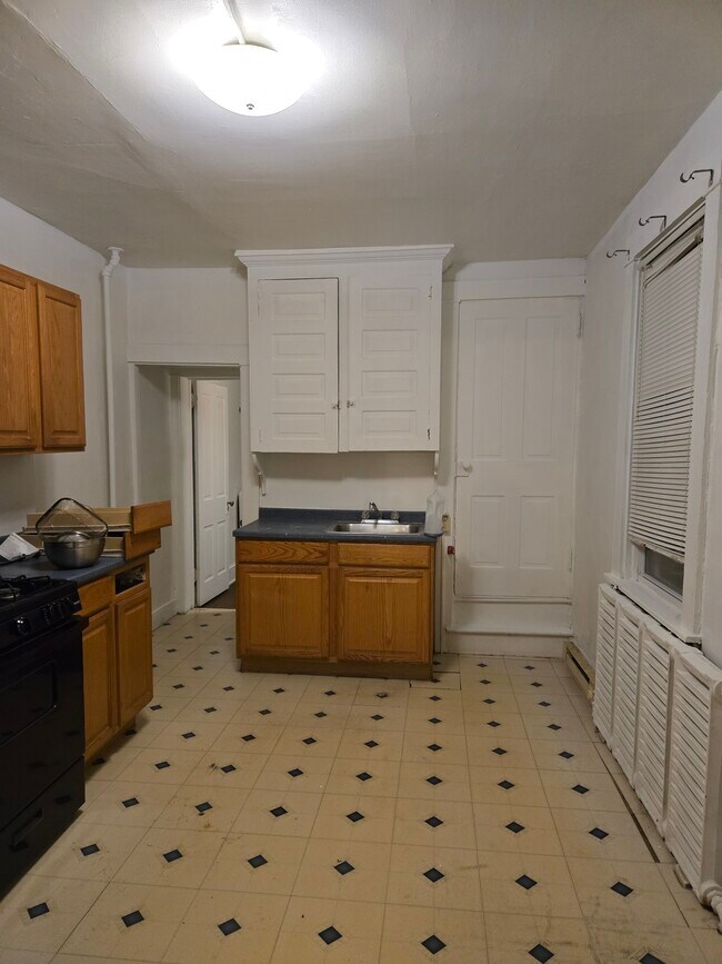 504 W Chestnut St Unidad 2 bedroom apartment for r