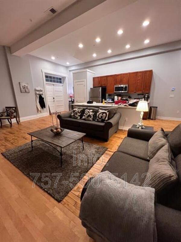 Photo - 2415 Ballentine Blvd Unidad 105