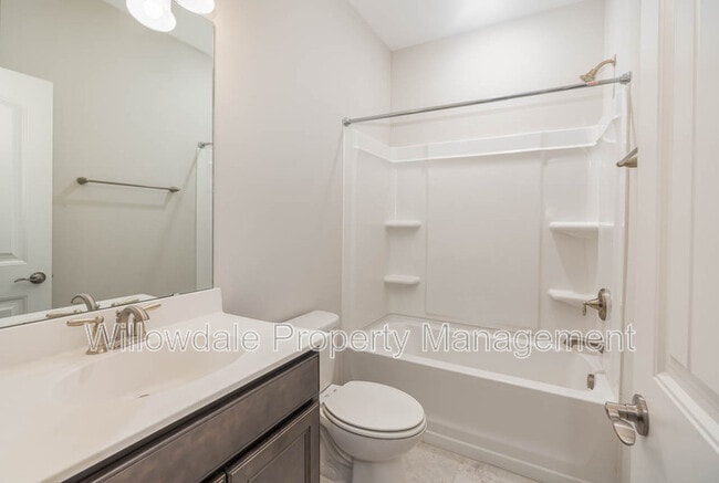 Photo - 8002 Reedybrook Crossing