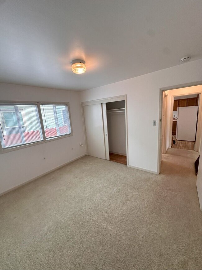 Photo - BEAUTIFUL 1 BEDROOM 1 BATHROOM FOR RENT!!!!