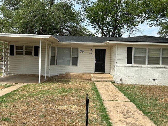 Building Photo - 3128 38th St Rental