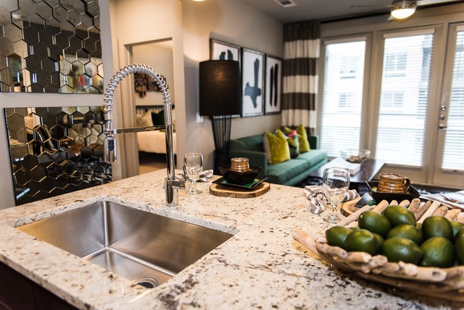 Photo - Berkshire Auburn