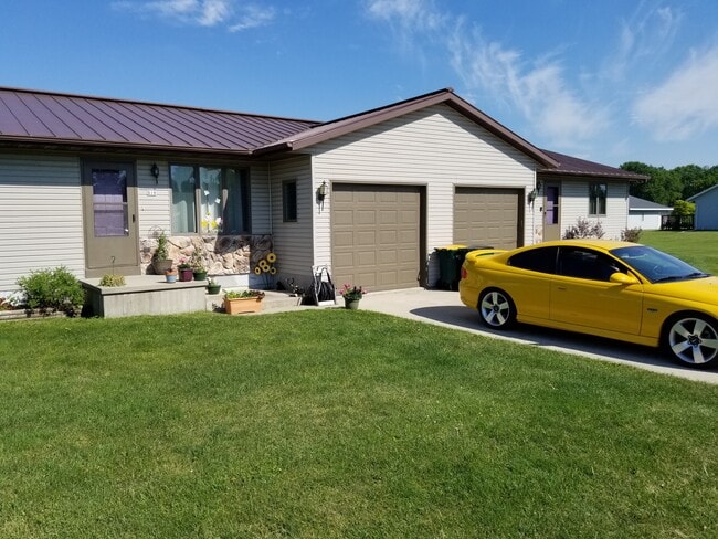 Photo - 316 N Hyland St