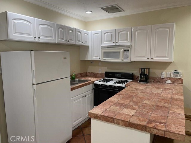 Photo - 4910 Brewster Dr Unidad 2