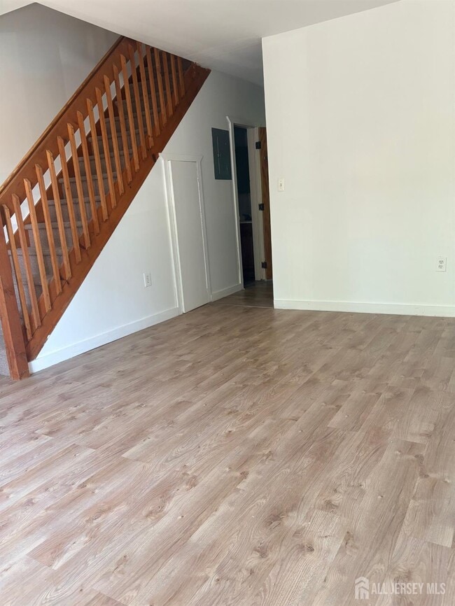 661 Catherine St Unit 2A