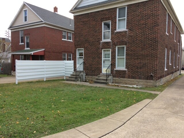 2669 Cherry St Unit 1st floor flat