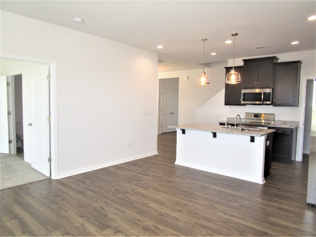 Photo - 215 Scenic Rd