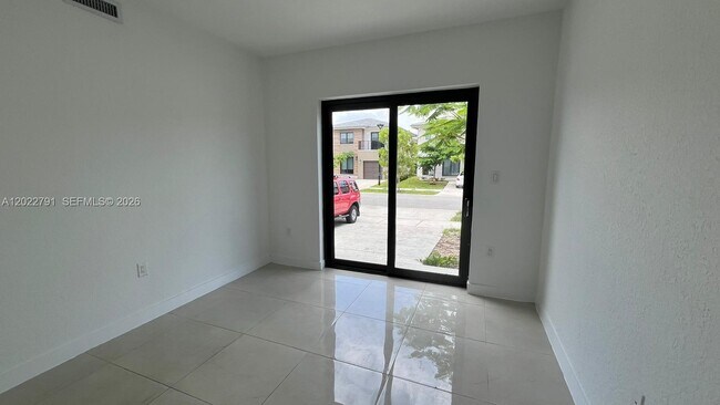 Photo - 1171 NW 2nd St
