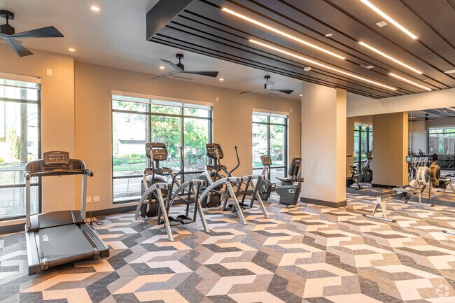 Fitness Center - Vidorra Knox District