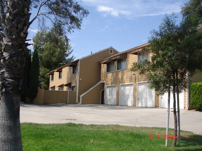 Building Photo - 28764 Calle del Lago Unit D