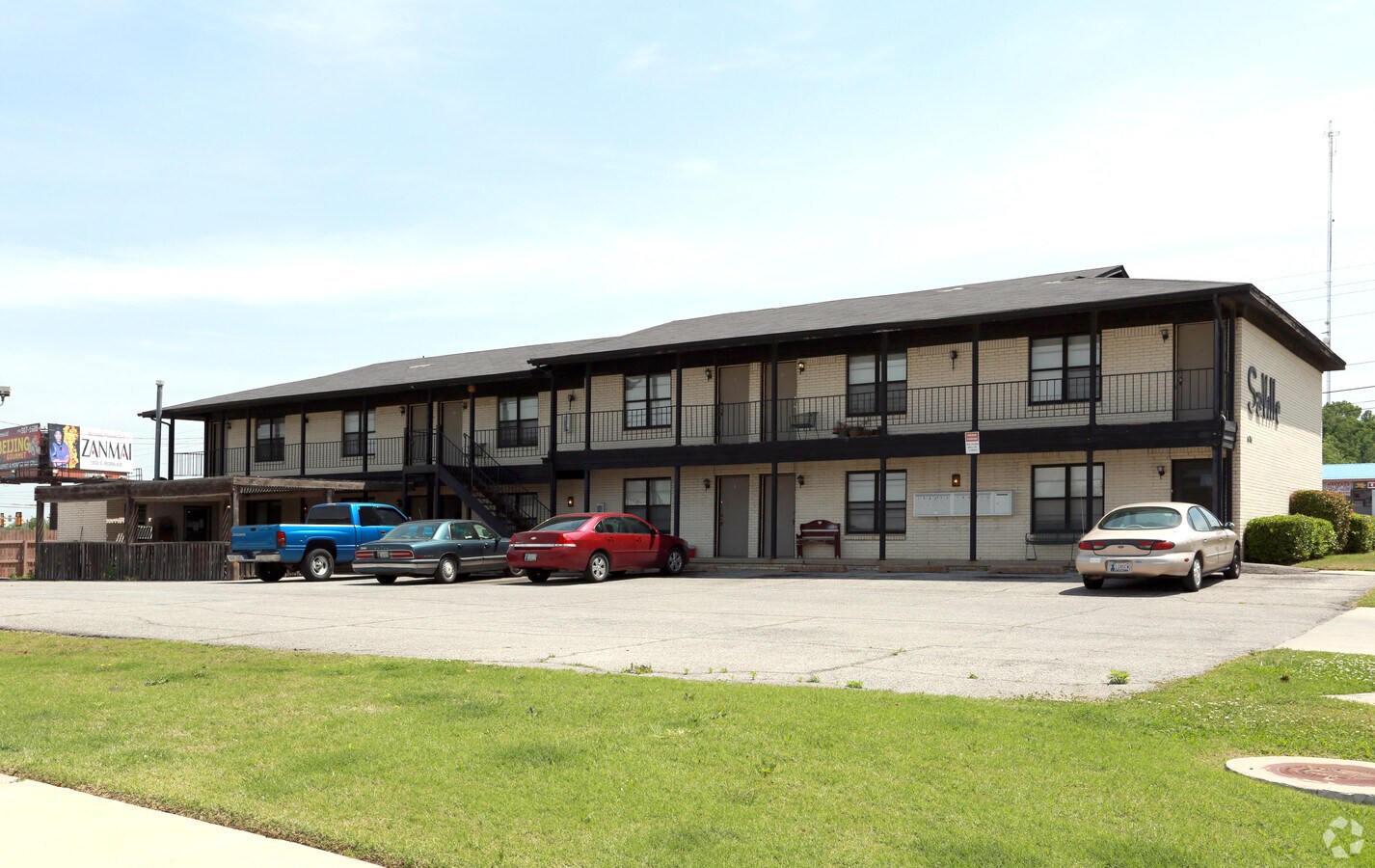 Photo - SaVille Apartments
