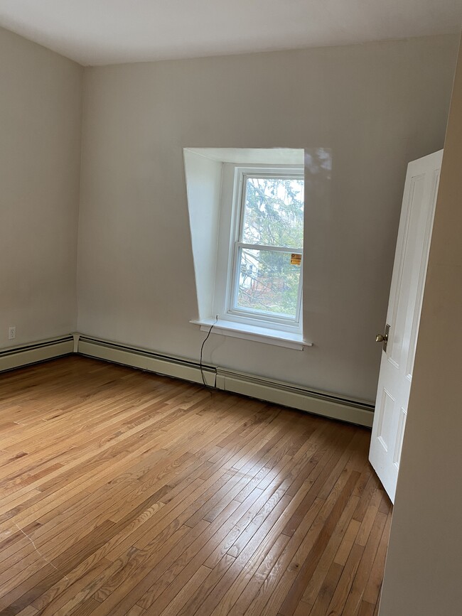 Photo - 8 Eastern Ave Unit Thirdfloor