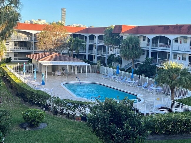 Photo - 581 Blue Heron Dr Condo Unit 314-B