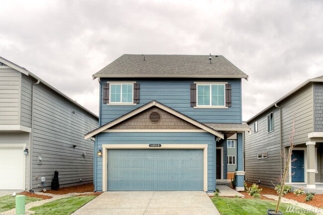 Building Photo - Listed For Rent