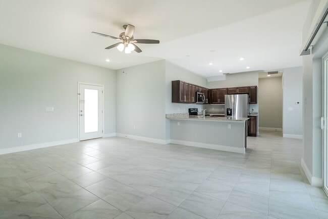 Photo - 764 Leonardo Ct