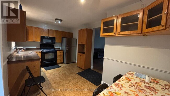 Photo - 511 Admiral Dr
